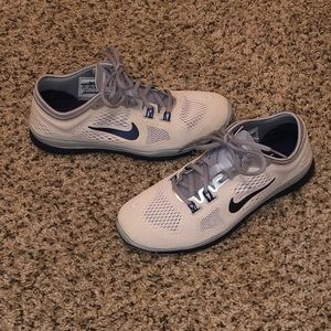 Nike Women’s Free RN Running Shoe NWOT